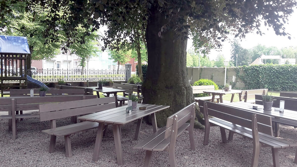 hotel-alte-werft-biergarten-6